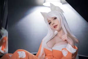 saya the fox anime cosplay model 0001