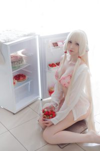 saya the fox cosplay model in pink lingerie 0001